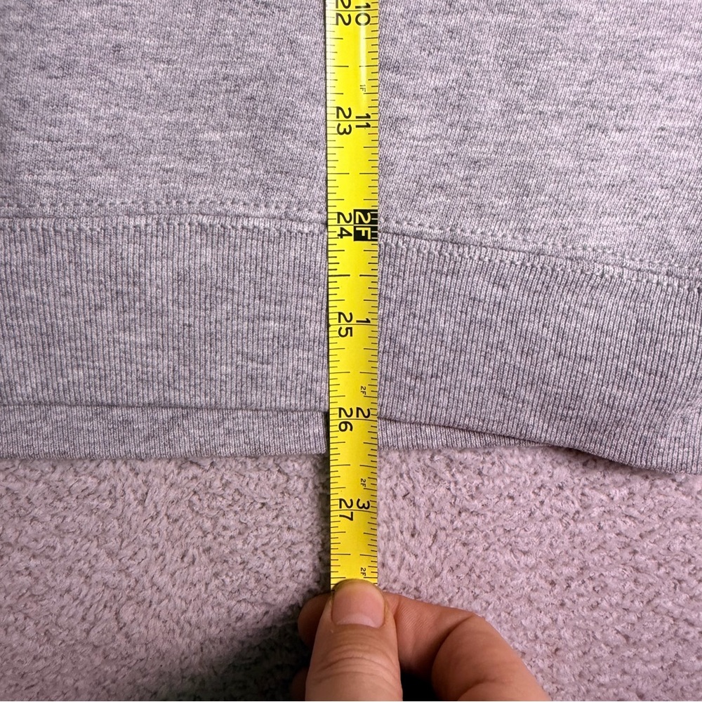 Vtg Fruit Of The Loom Crewneck Sweatshirt Men’s Large Gray Bucks Bismarck, ND - Picture 7 of 8